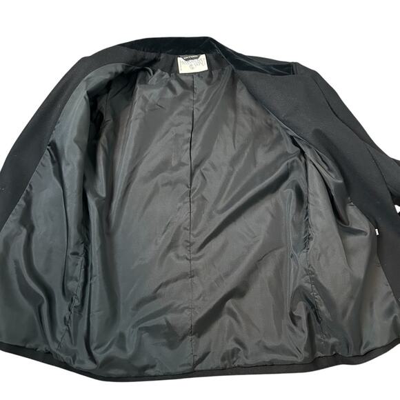 Vintage Black Wool Blend Blazer International Scene Velvet Collar Lined Size 14 - Picture 4 of 10